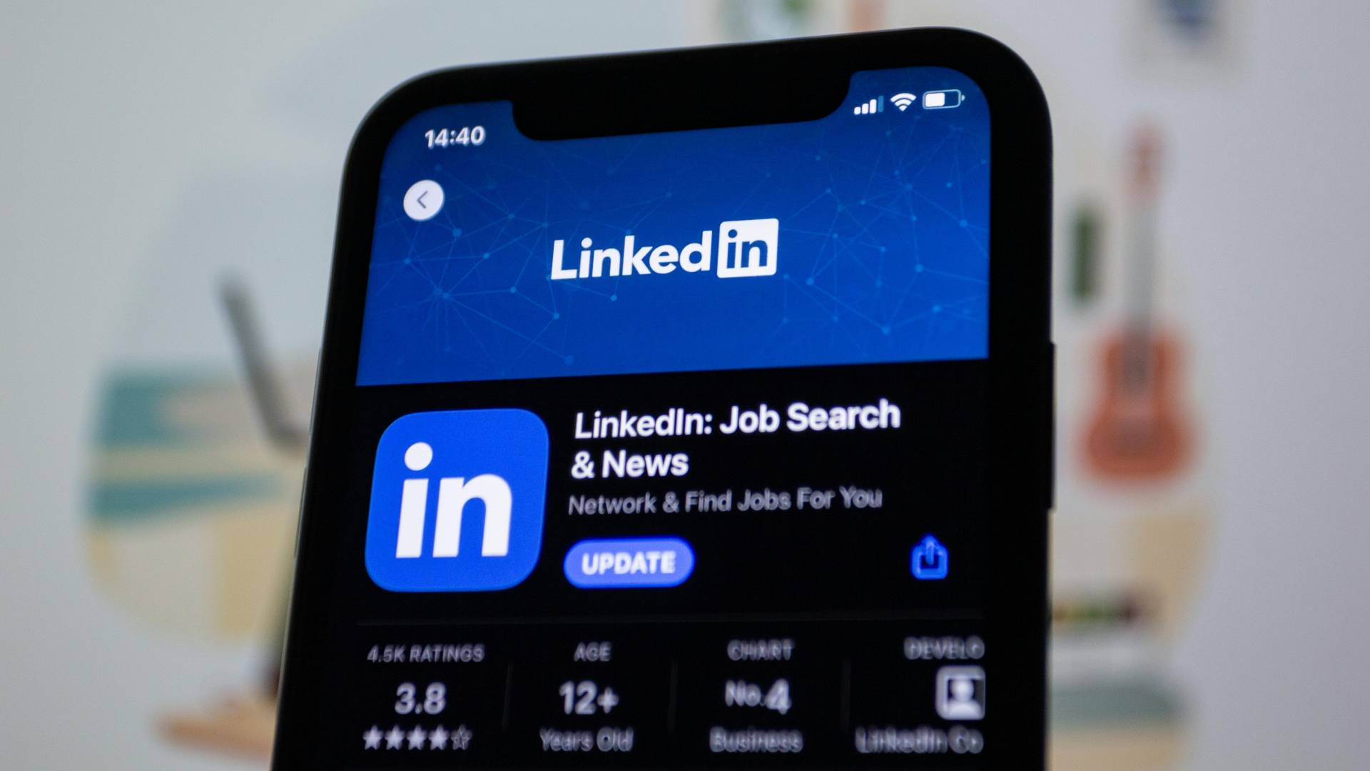 Get AI-savvy with LinkedIn’s free courses – ends December 31